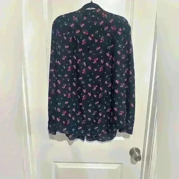 Size Large (12-14) Faded Glory Women's long sleeve blouse - Picture 3 of 3